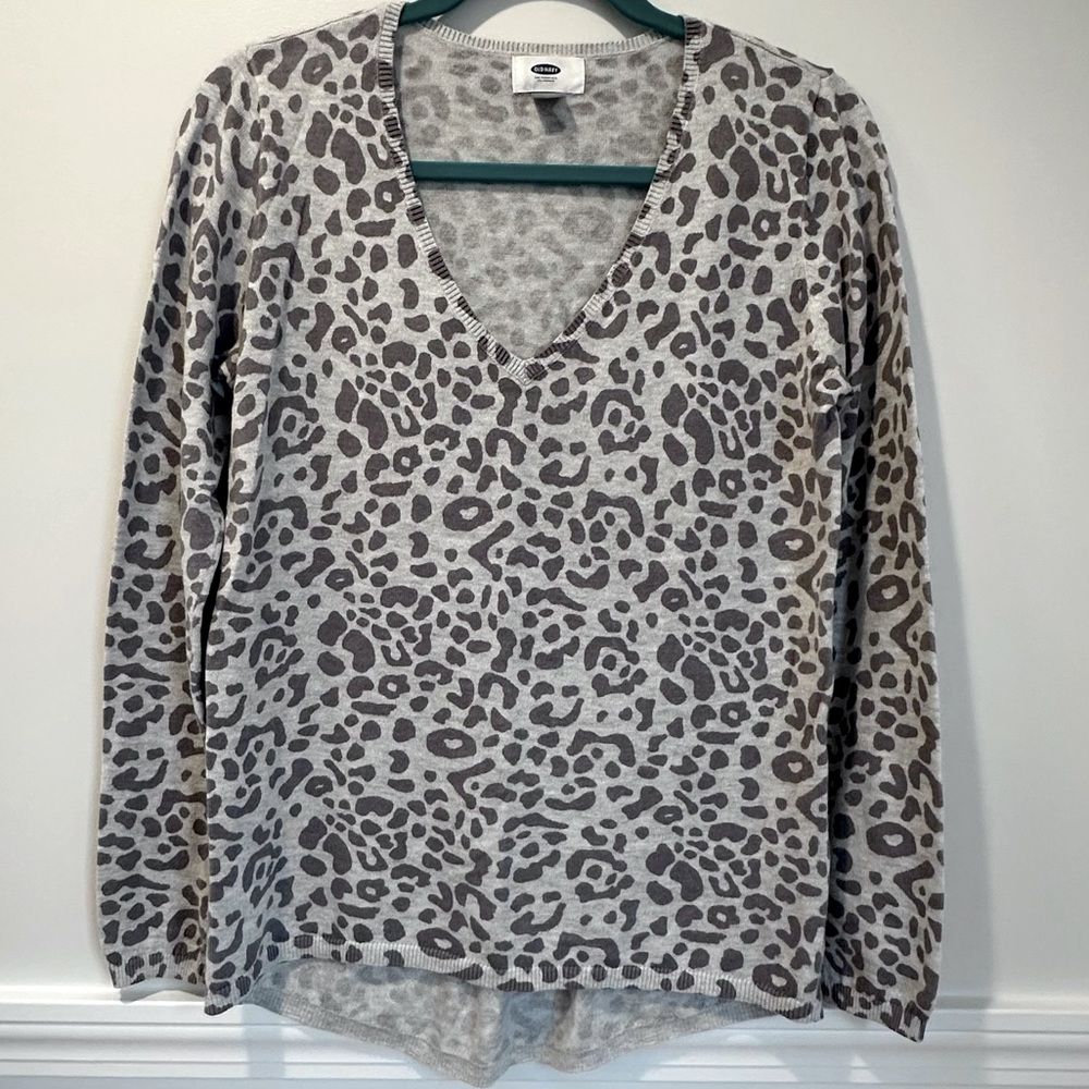 Old Navy Leopard Print Sweater Top